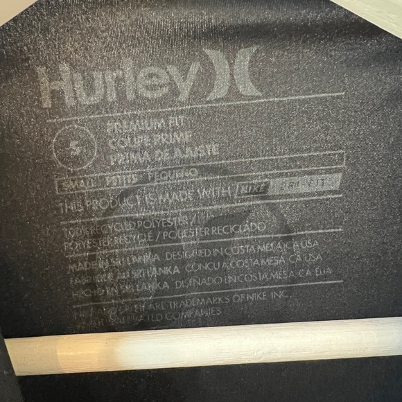 Hurley Nike Black Shirt Premium Fit Men’s Small S UPF 50+ Short Sleeve Logo - Picture 6 of 6